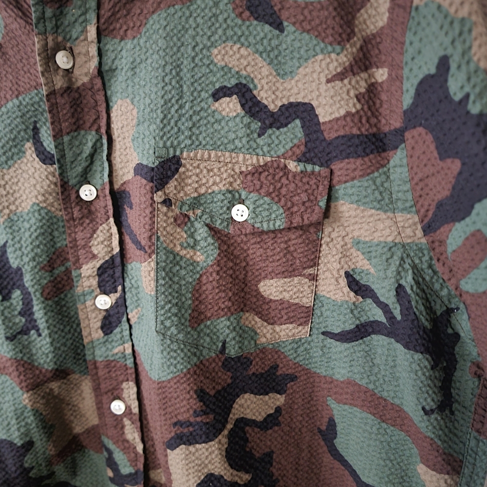 POLO RALPH LAURENMen's Classic-Fit Camo Seersucker ShirtSize Large.. - Picture 5 of 13